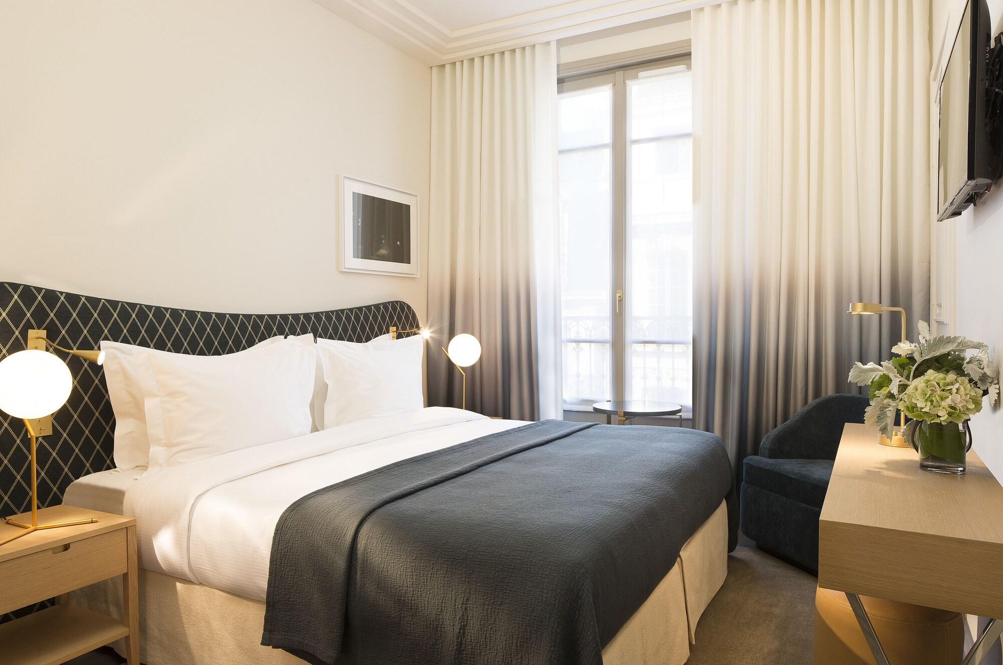 Hotel Le Marianne Paris Exterior foto