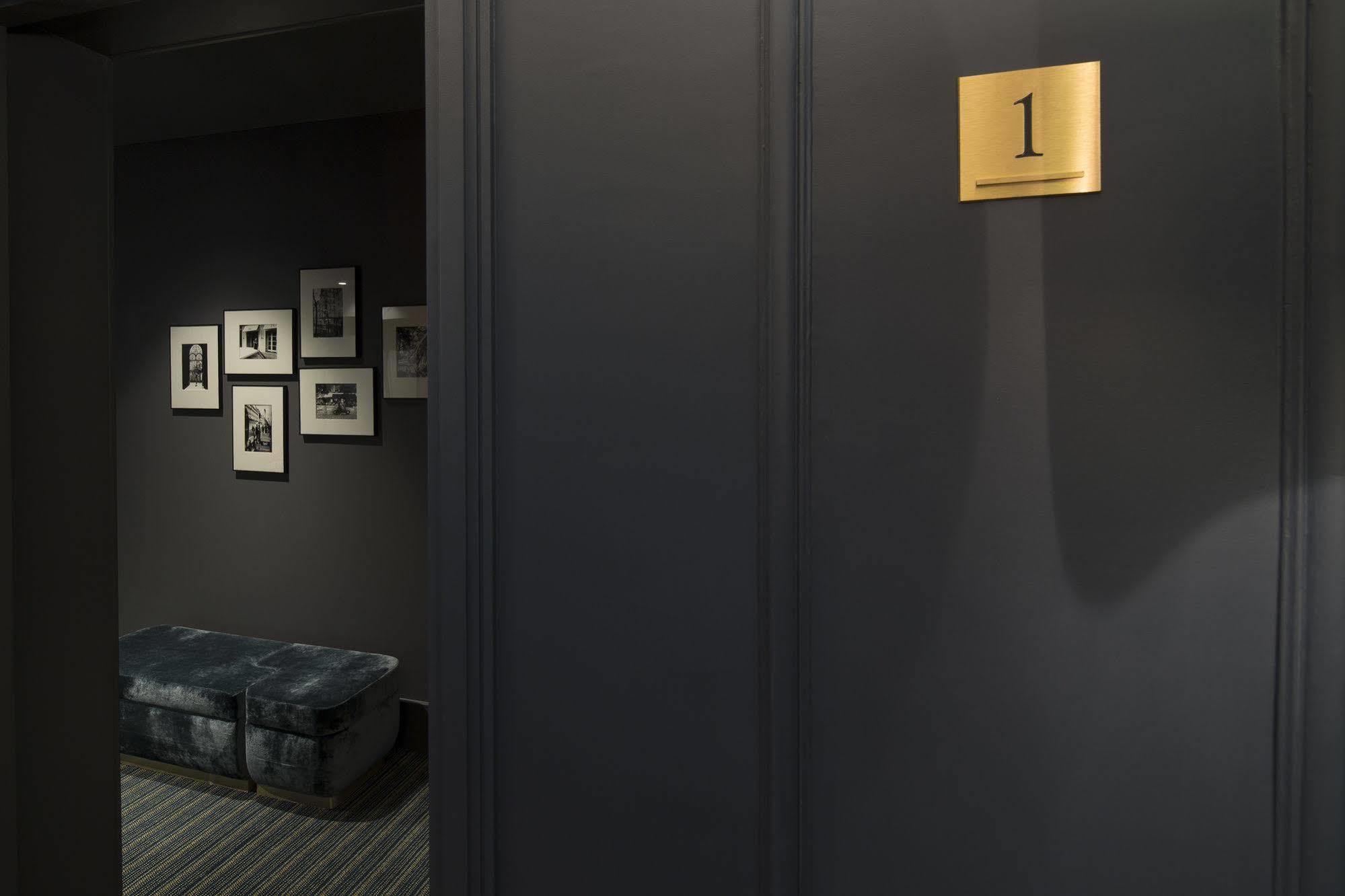 Hotel Le Marianne Paris Exterior foto